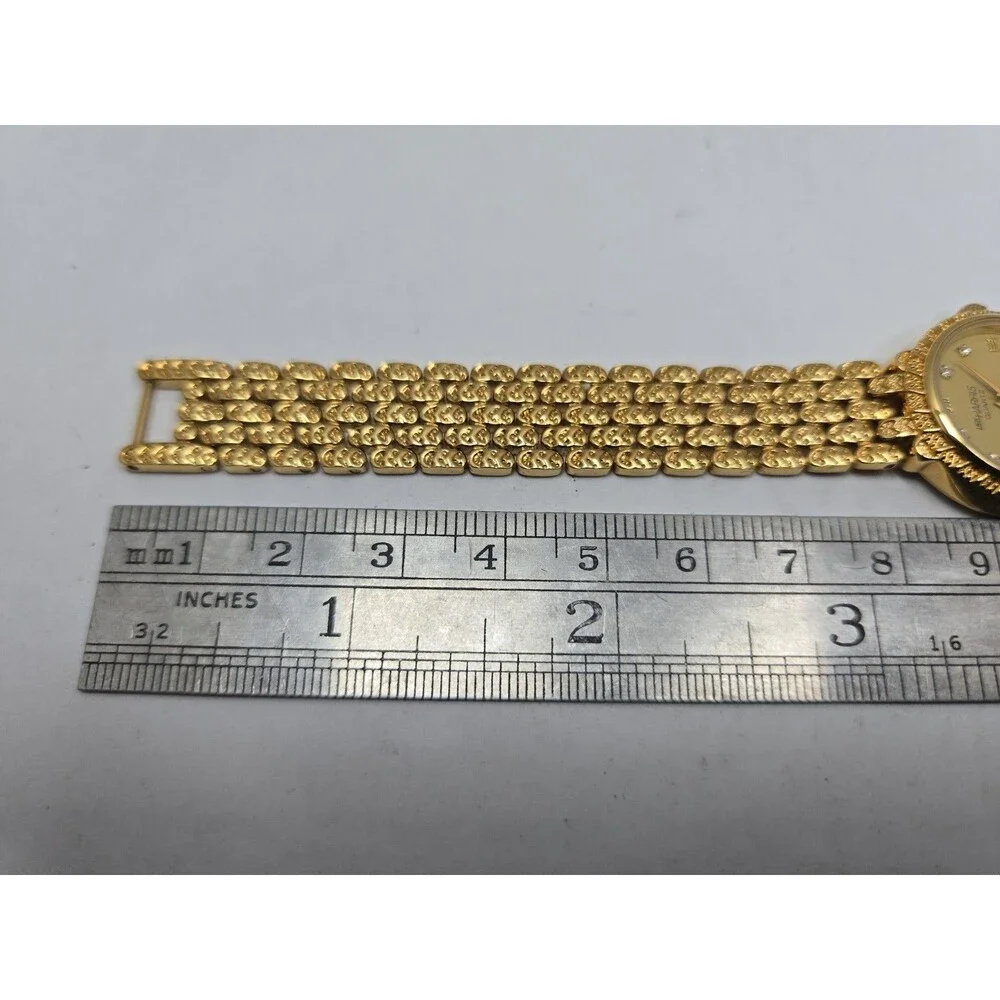 Croton item shows